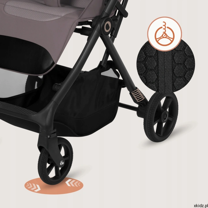 Lionelo Tansi Beige Taupe - koła GravelTech na nierównej nawierzchni
