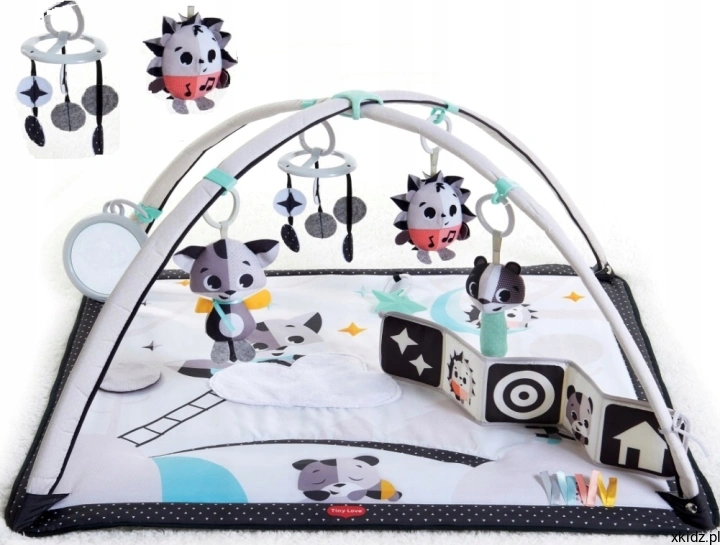 Mata edukacyjna Tiny Love Magiczna Kraina Black &amp; White - muzyczny jeżyk z 3 melodiami