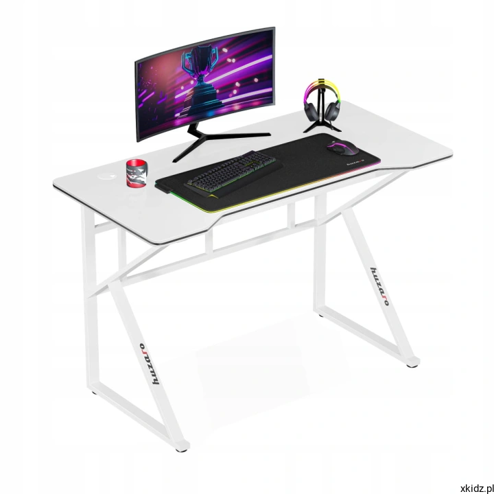Białe biurko gamingowe Huzaro HERO 1.6 White 120 cm z monitorem, słuchawkami i podkładką