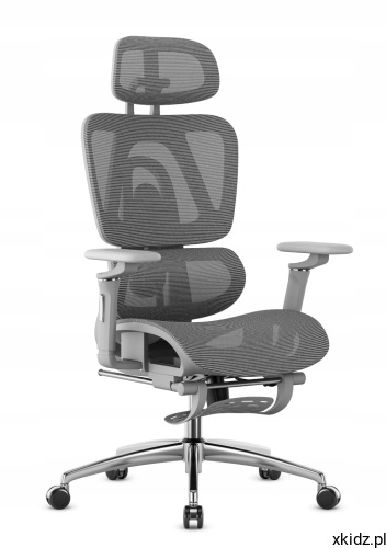 Fotel biurowy Mark Adler Expert 7.9 Grey - widok całego fotela w kolorze szarym