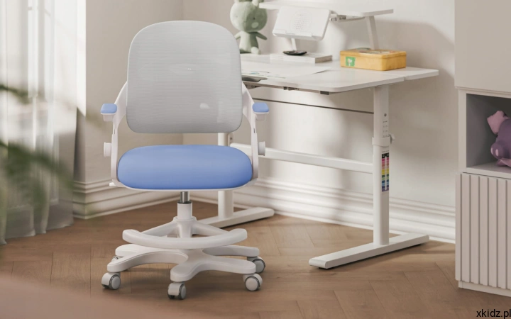 Fotel Mark Adler Junior 4.3 Blue-Grey - regulowany i demontowalny podnóżek